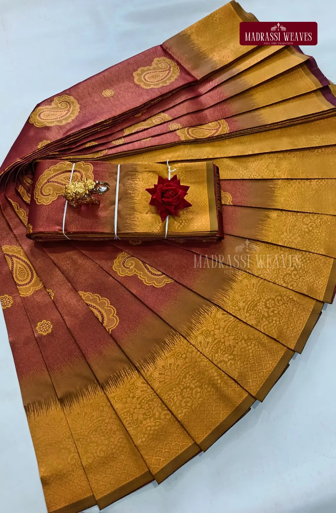 Avarthana Mango Butta Saree