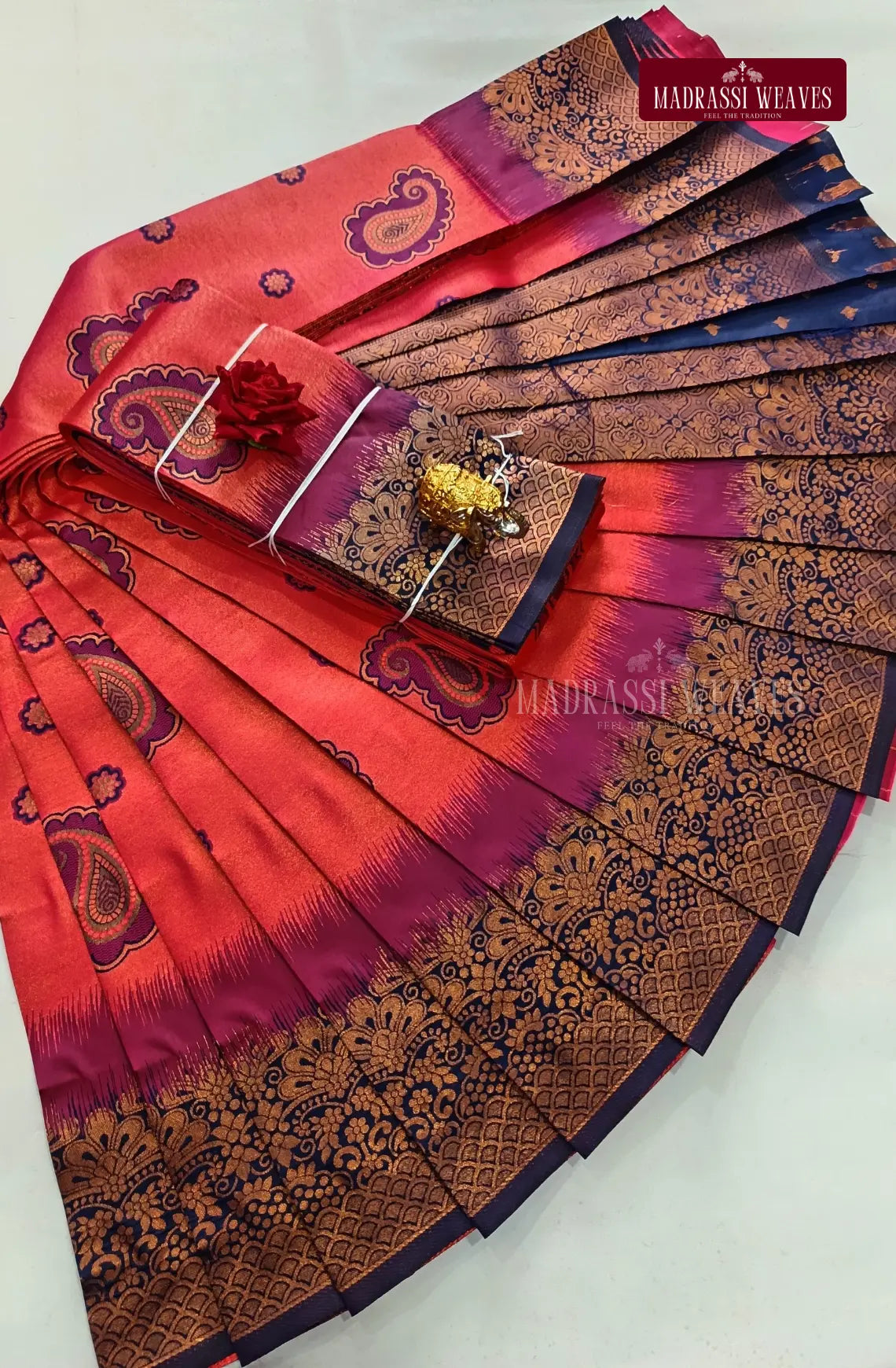 Avarthana Mango Butta Saree