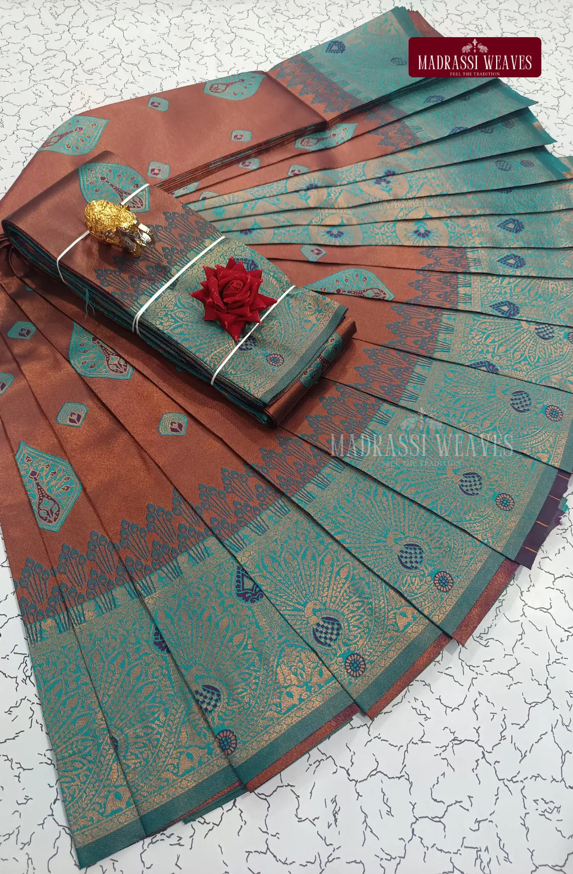 Avarthana Mayuri Saree