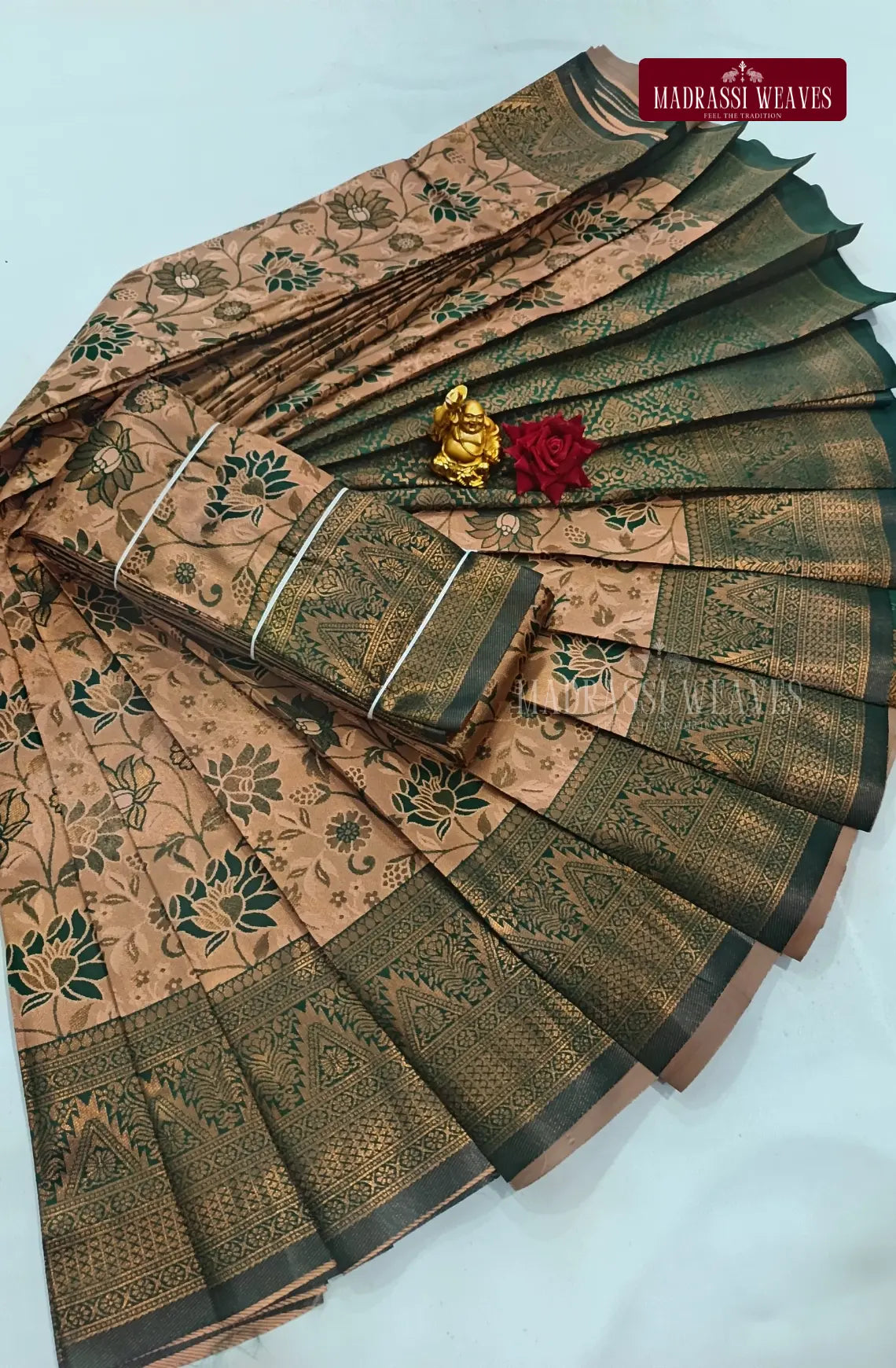 Avarthana Thoran Saree