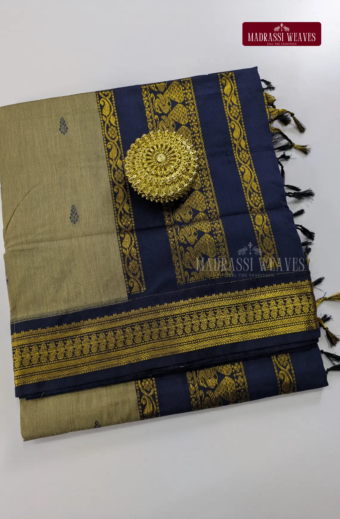 Premium Kalyani Gadwal Cotton Saree - Ivory Tusk