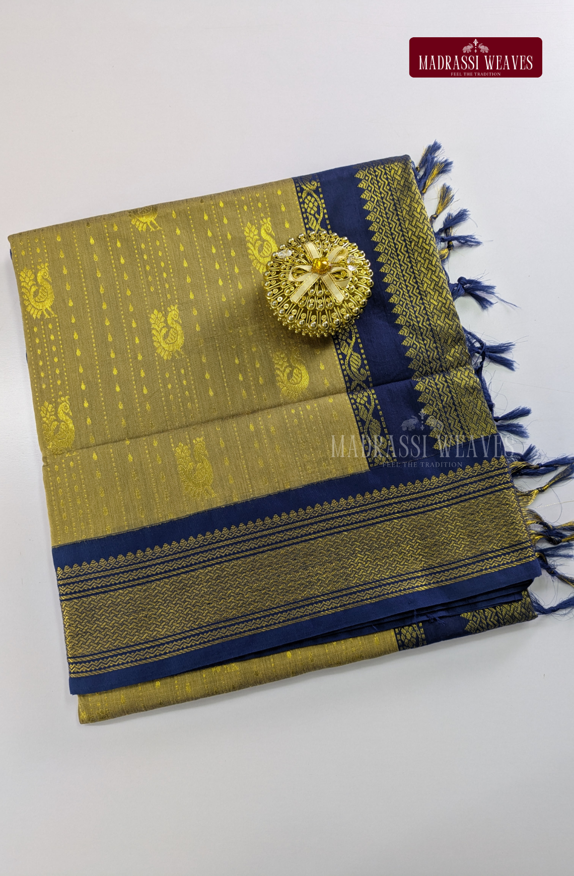 Premium Kalyani Gadwal Saree - White Gold