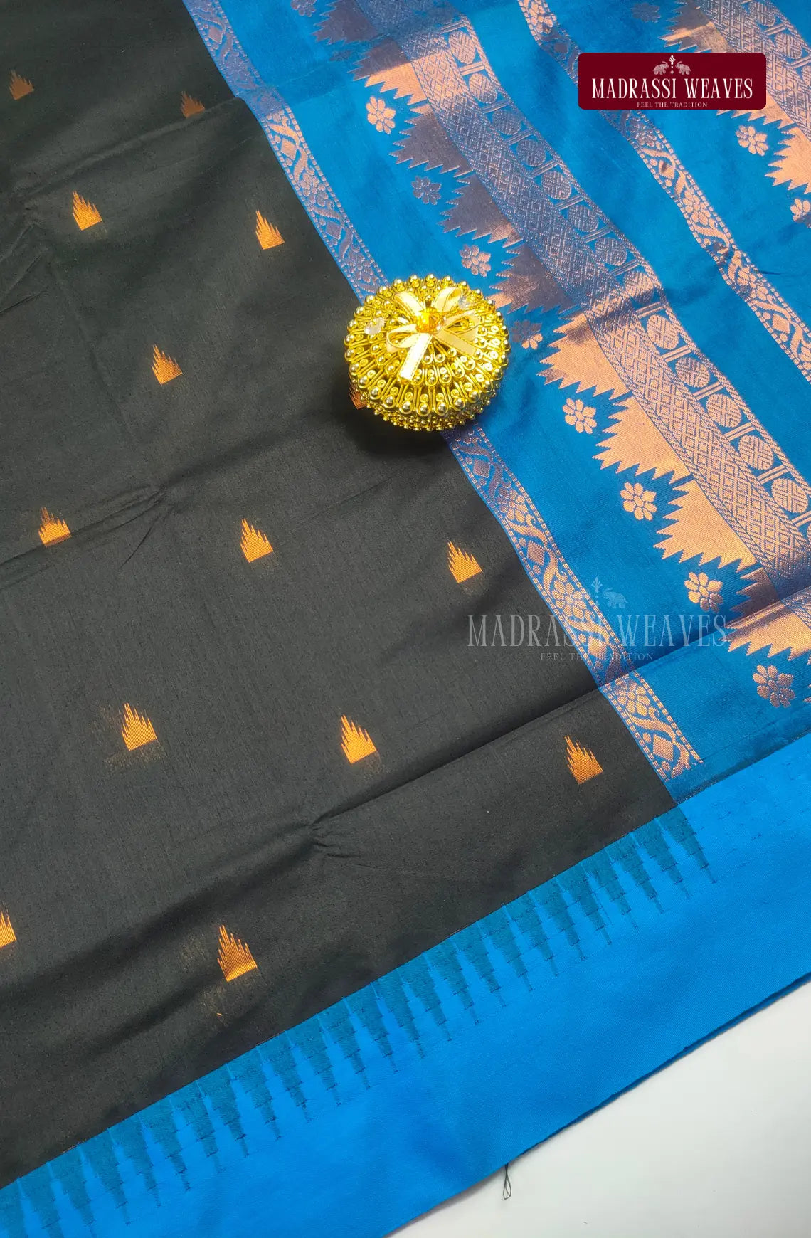 Premium kalyani Gadwal Cotton Sarees - Black