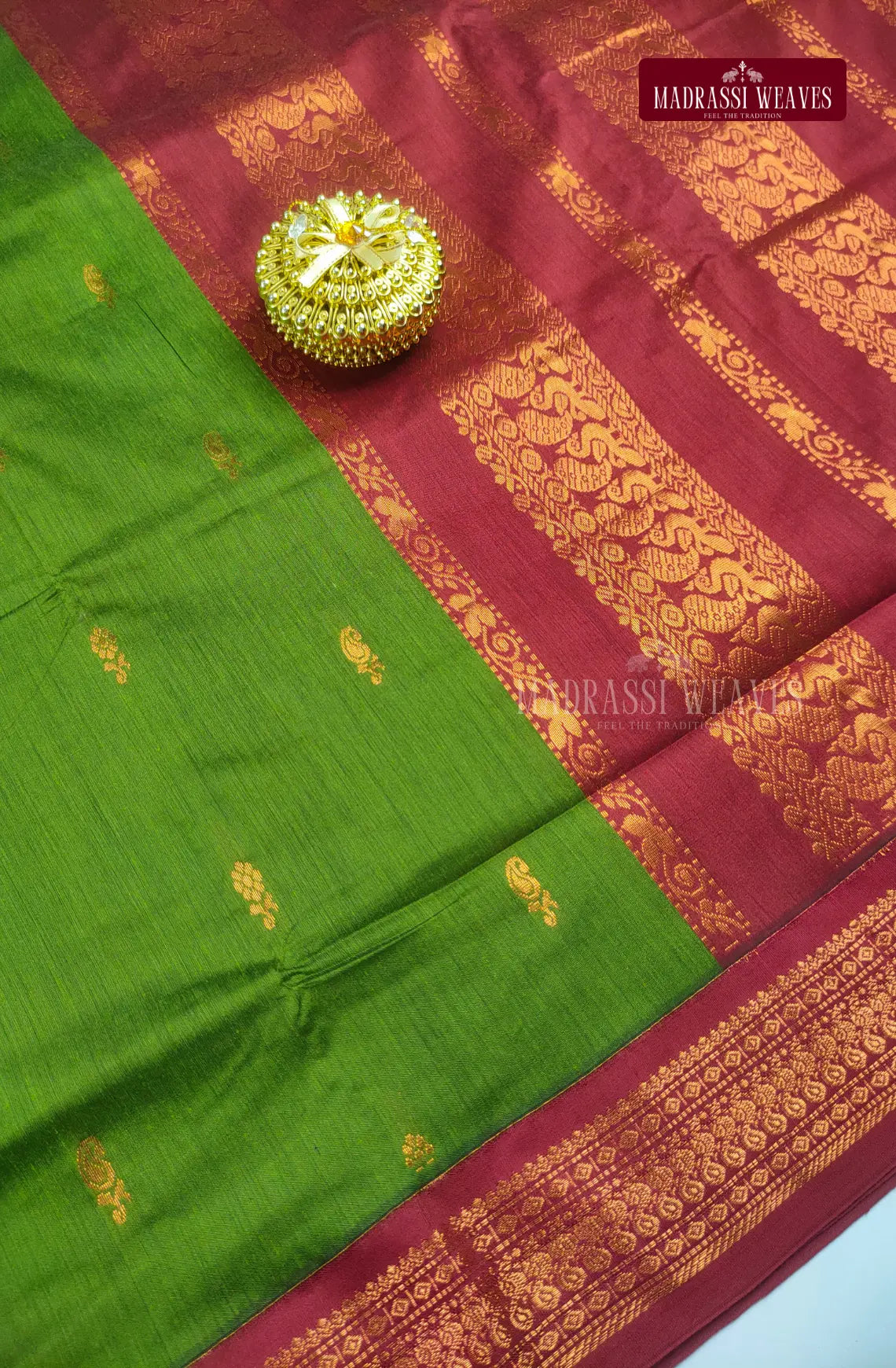 Premium kalyani Gadwal Cotton Sarees - Grass Green
