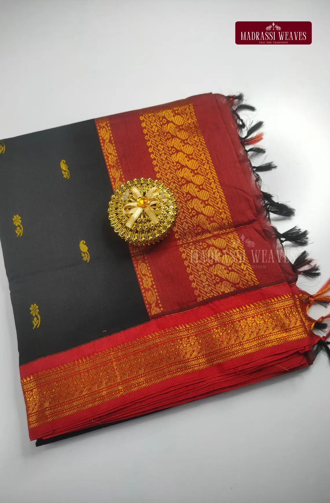 Premium kalyani Gadwal Cotton Sarees - Black