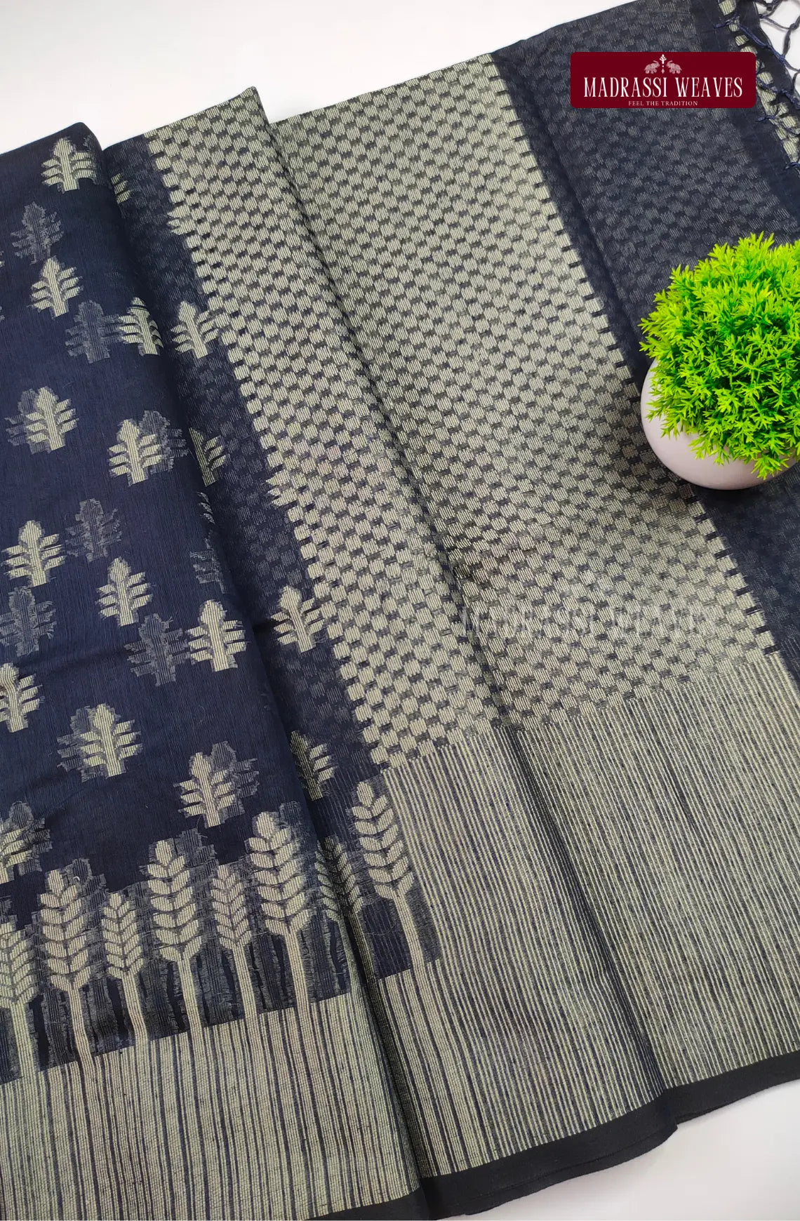 Premium Weightless Jute Cotton Saree