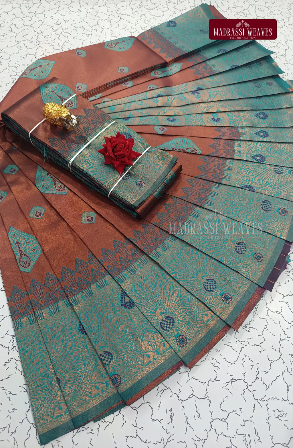 Avarthana Mayuri Saree