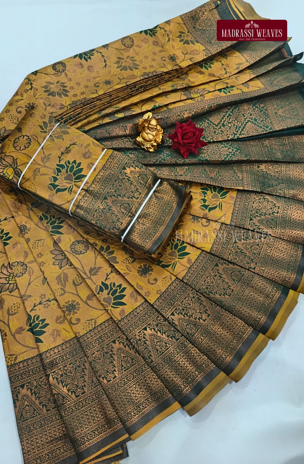 Avarthana Thoran Saree