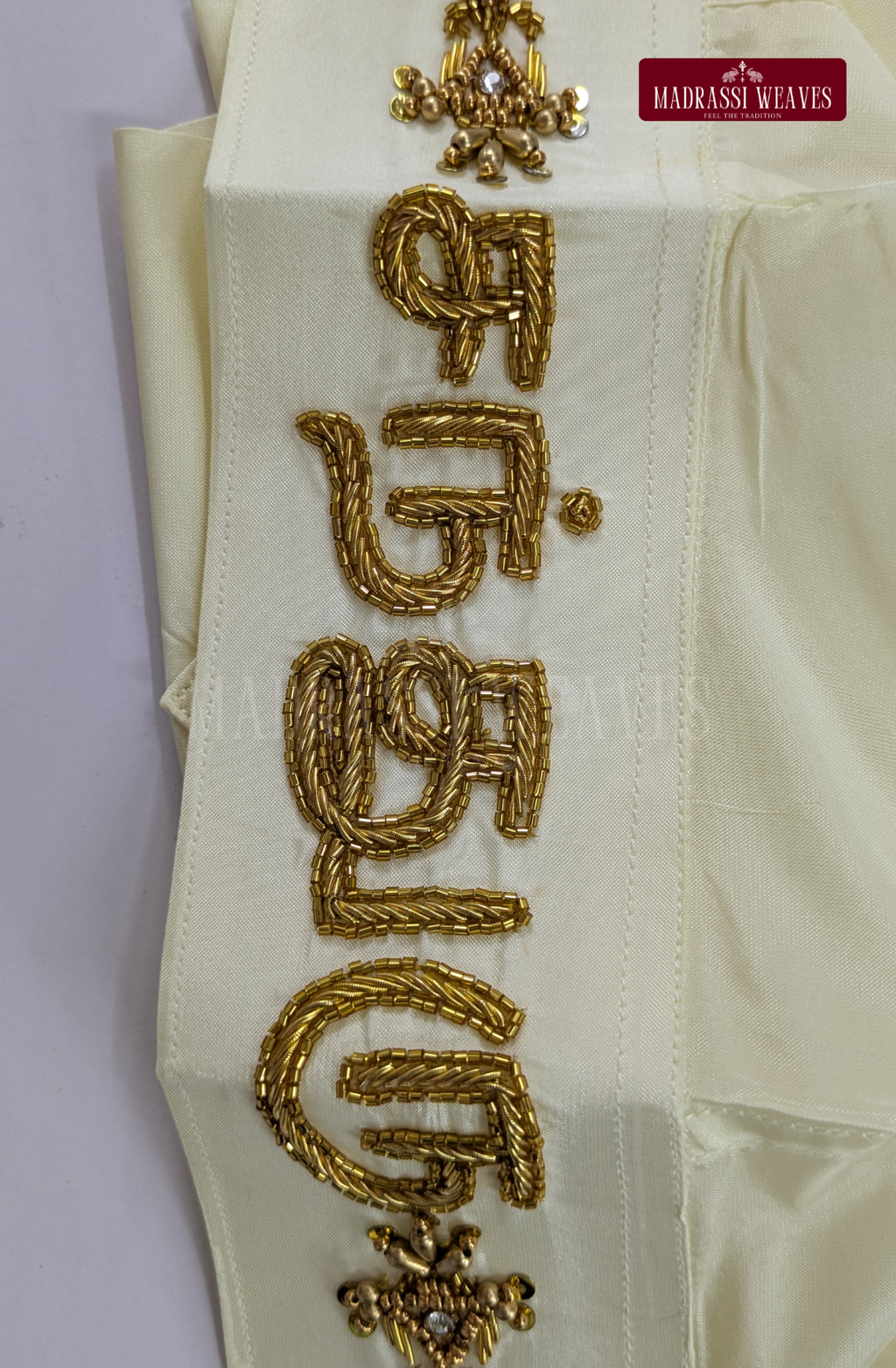 Luxury Aari Work Wedding Silk Dhoti Set (HandCrafted) -(DESPATCH TIME 15 DAYS) - Off White