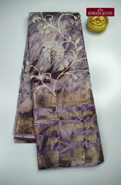 Dola Gap Border Floral Print Saree
