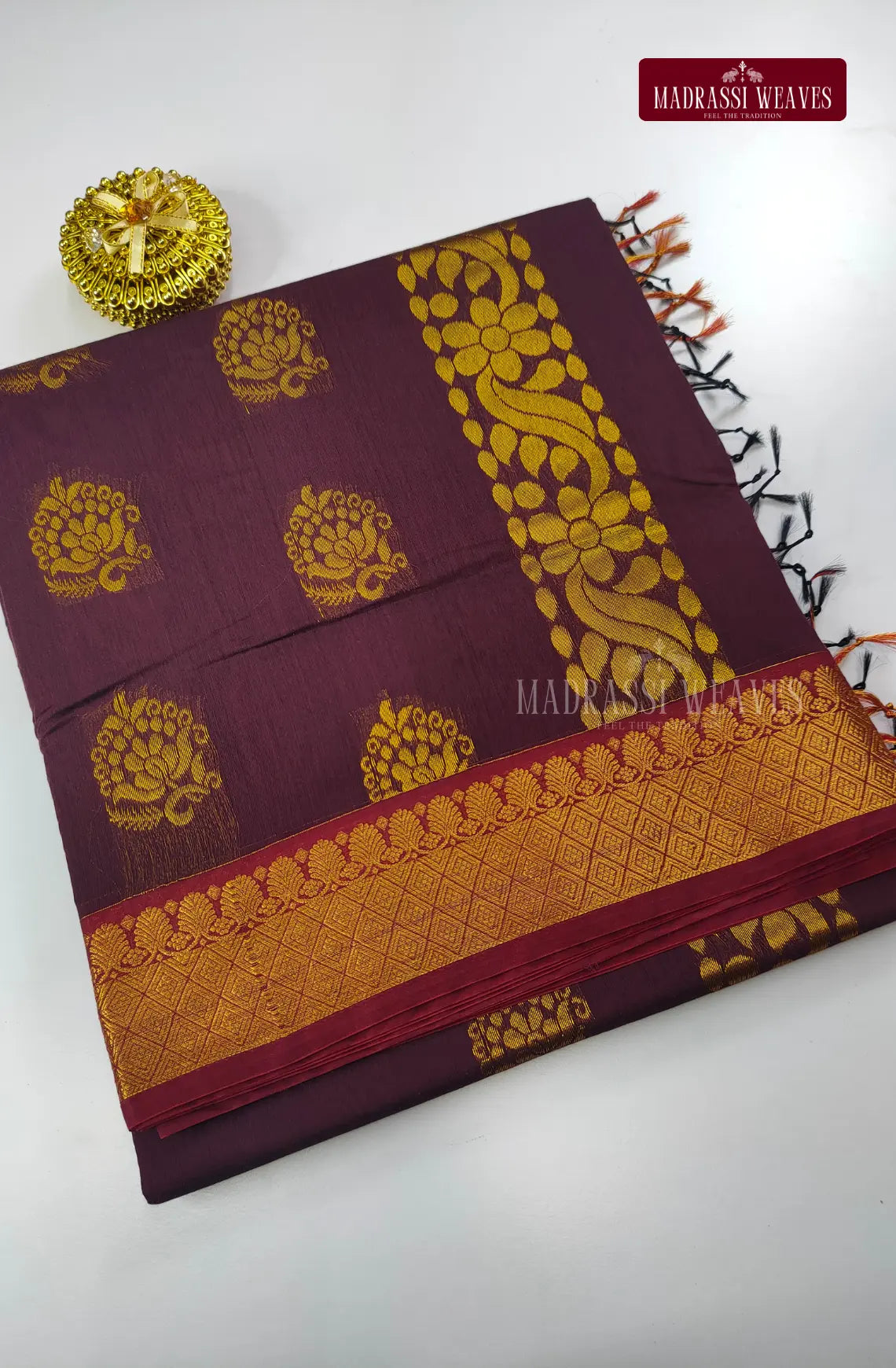 Elegant Premium Cotton Blend Saree