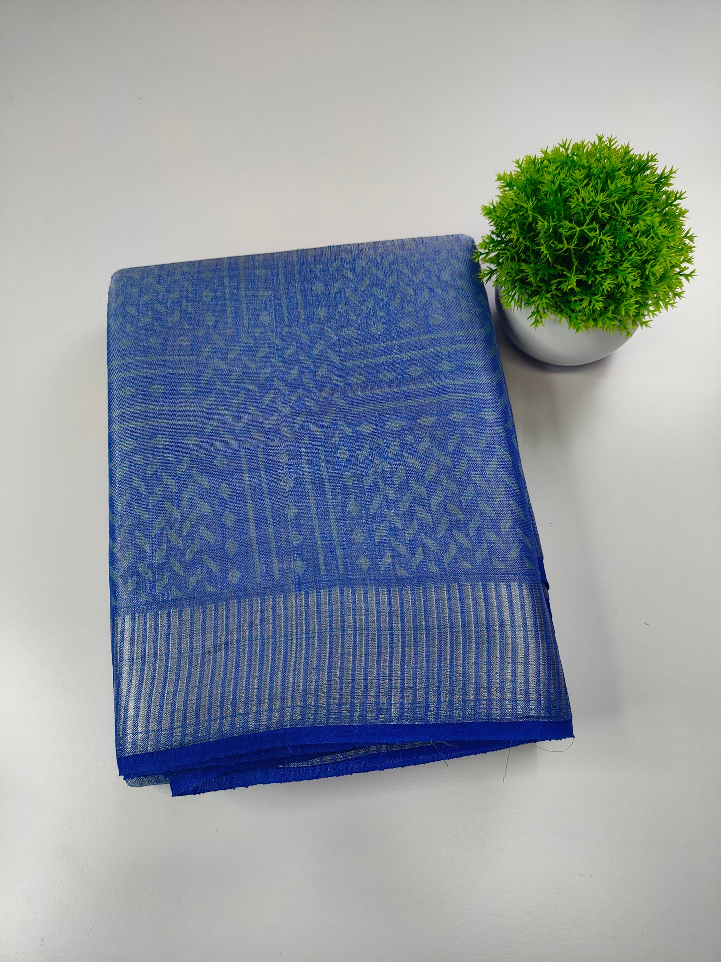 Soft Tissue Dual Tone Saree
