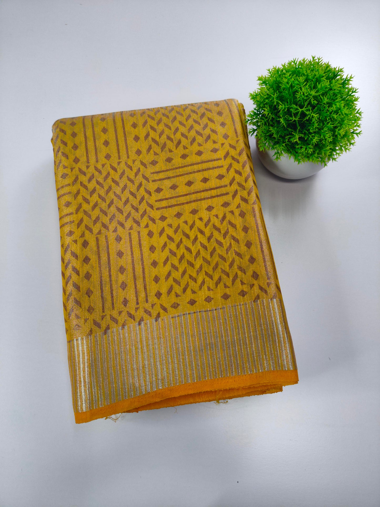 Soft Tissue Dual Tone Saree