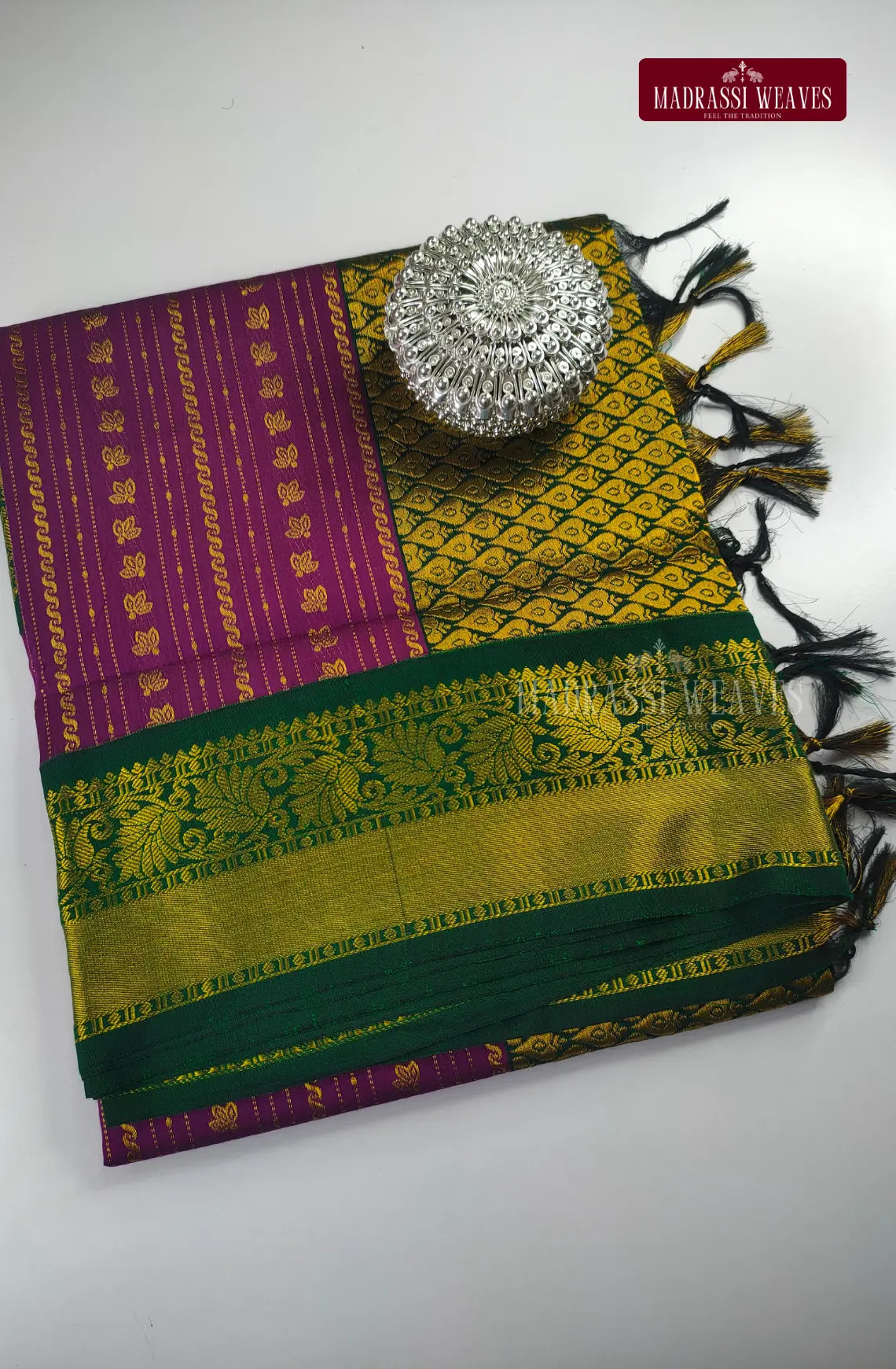 Premium Kalyani Gadwal Traditional Kodi Saree