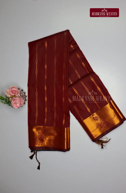Looking for a gorgeous saree for a special occasion? Look no further! Our Kanchi Semi Silk Saree features a stunning peacock border and intricate all over kodi pattern, making it the perfect festive wear. With attached blouse material and free shipping, this beautiful blue saree is the best deal you'll find!