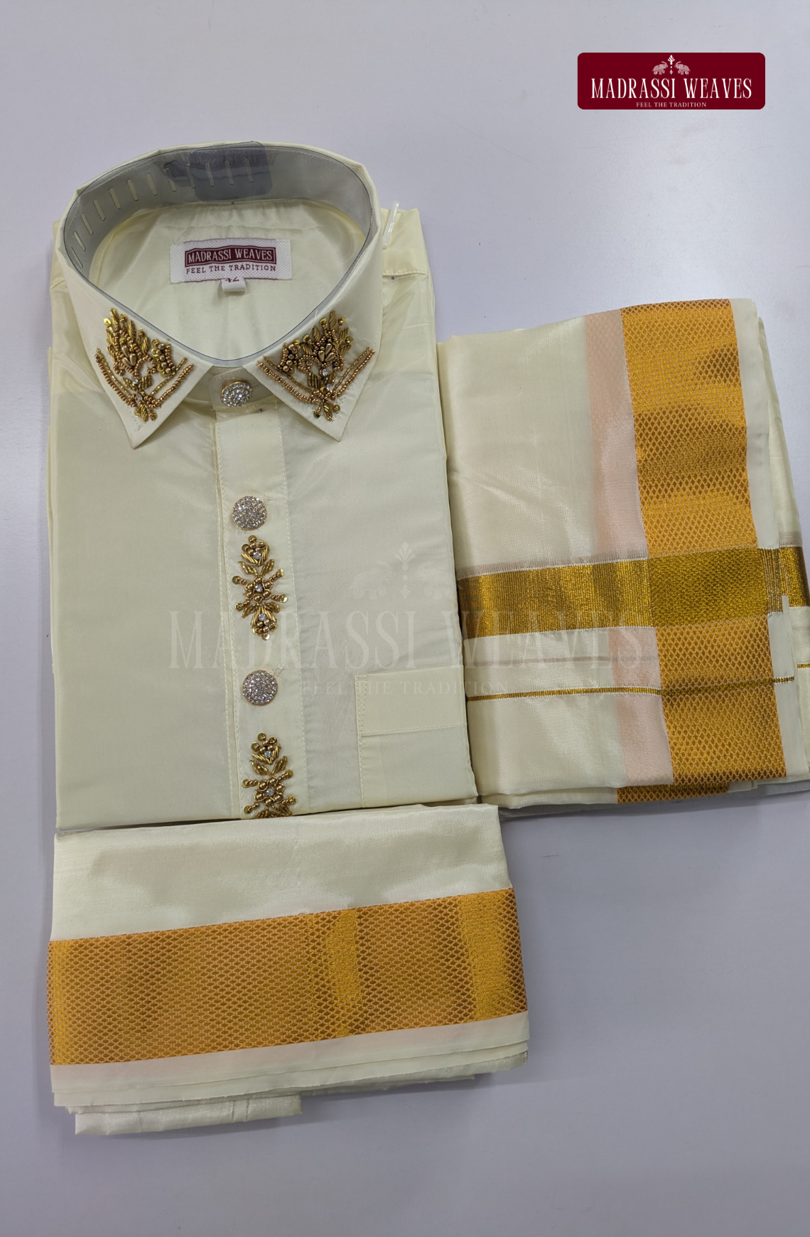 Luxury Aari Work Wedding Silk Dhoti Set (HandCrafted) -(DESPATCH TIME 15 DAYS) - Off White-10