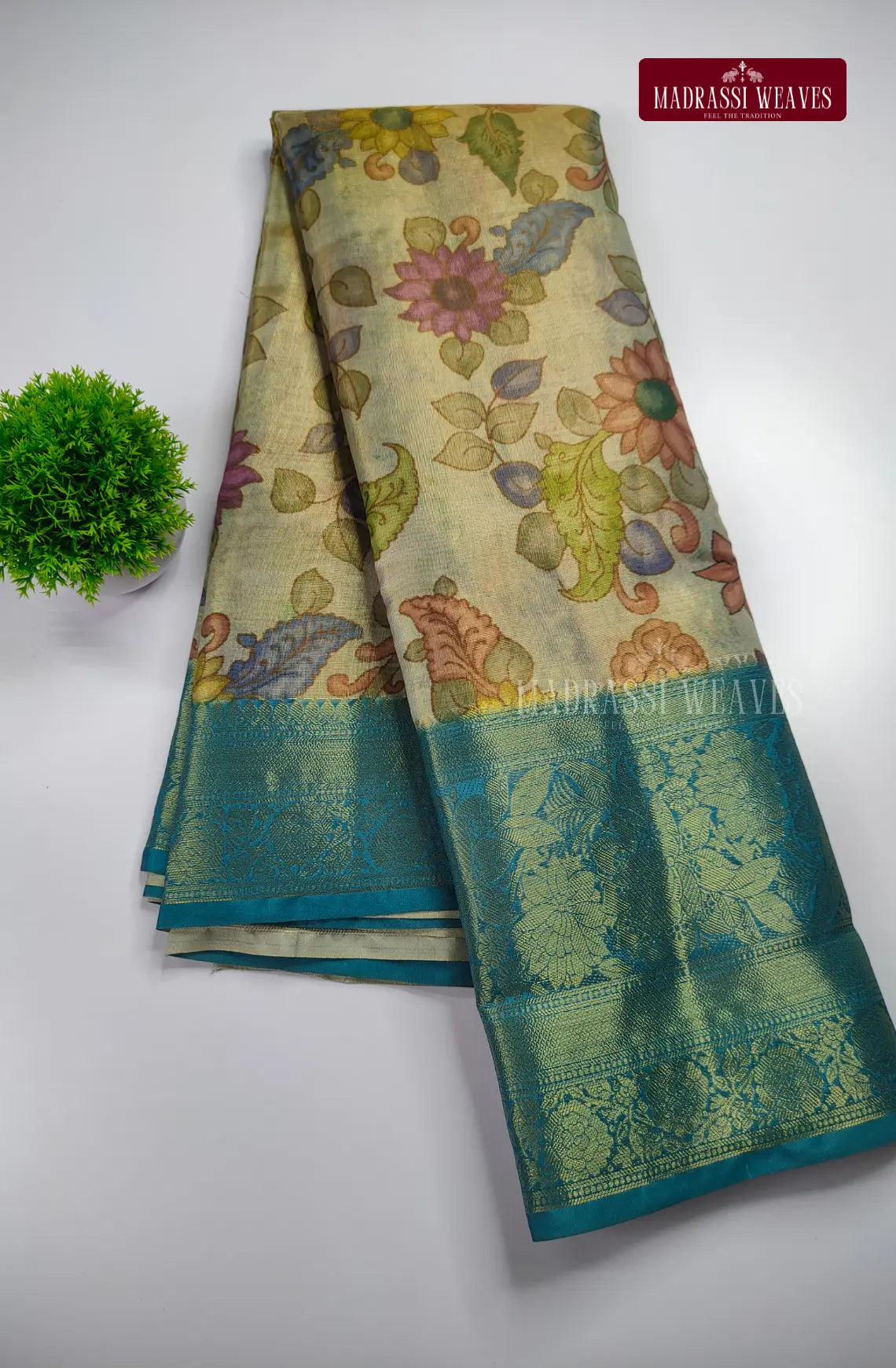 Elite Functional Wear Floral Zari With Contrast Bordered Pattern Sarees