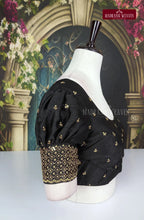 ReadyMade Adjustable Puff Sleeve Embroidered Blouse