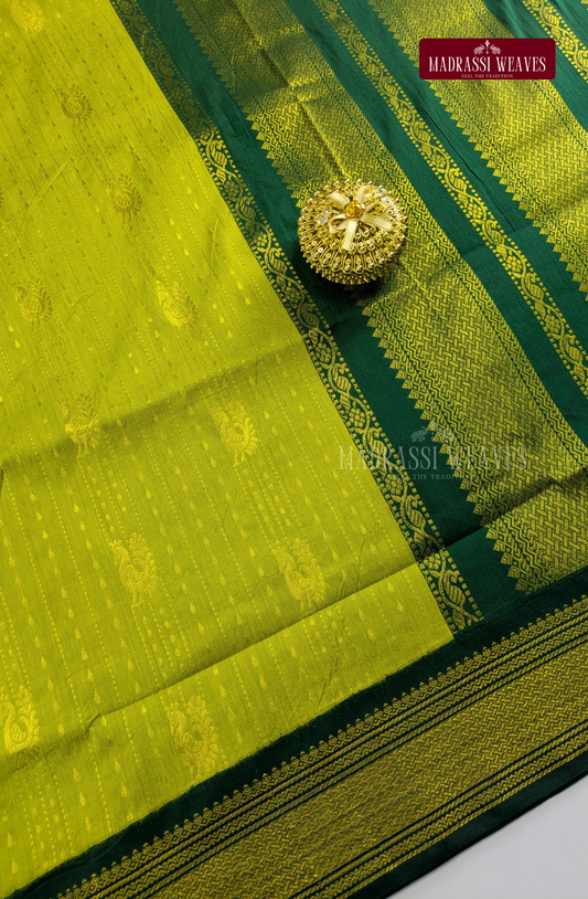 Premium Kalyani Gadwal Saree - Green