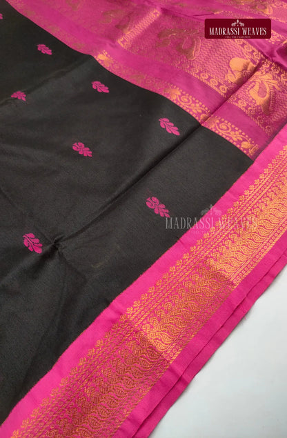 Premium Kalyani Gadwal Cotton Saree - Black