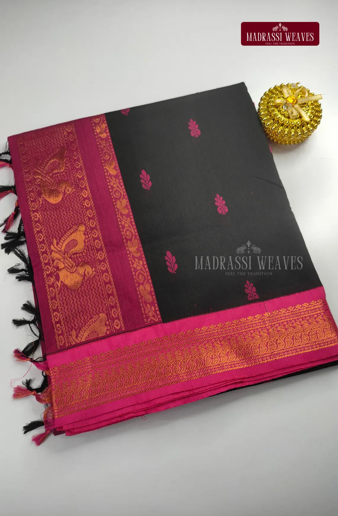 Premium Kalyani Gadwal Cotton Saree - Black