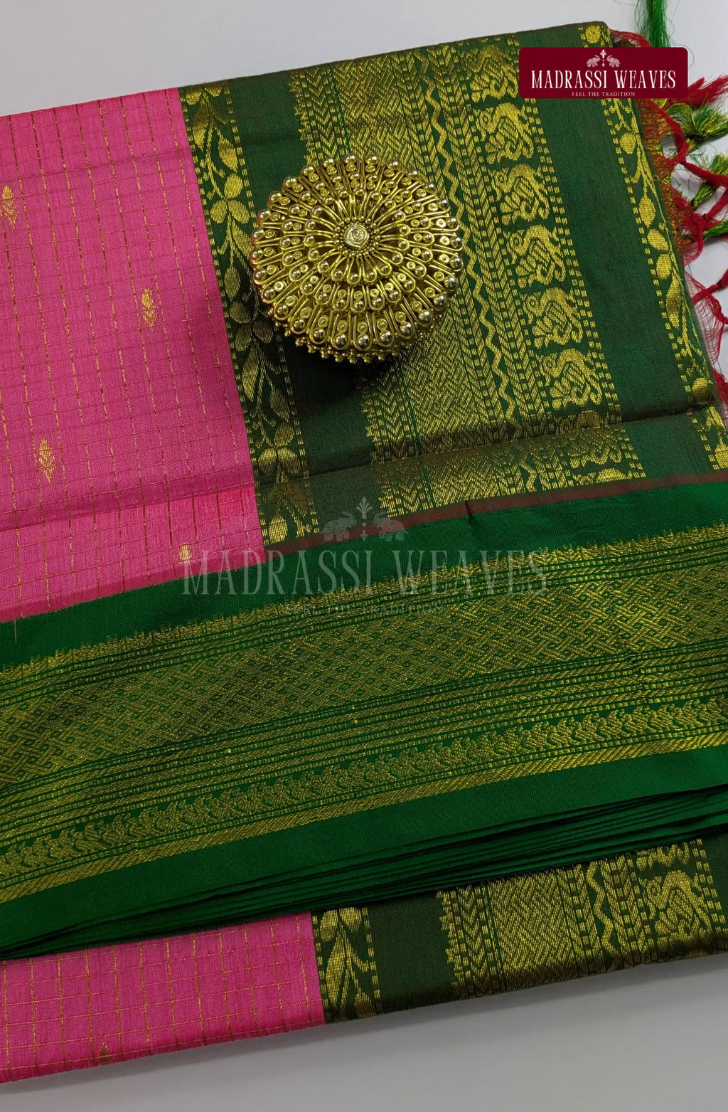 Premium Kalyani Gadwal Kattam Butta  Sarees - Petal Pink