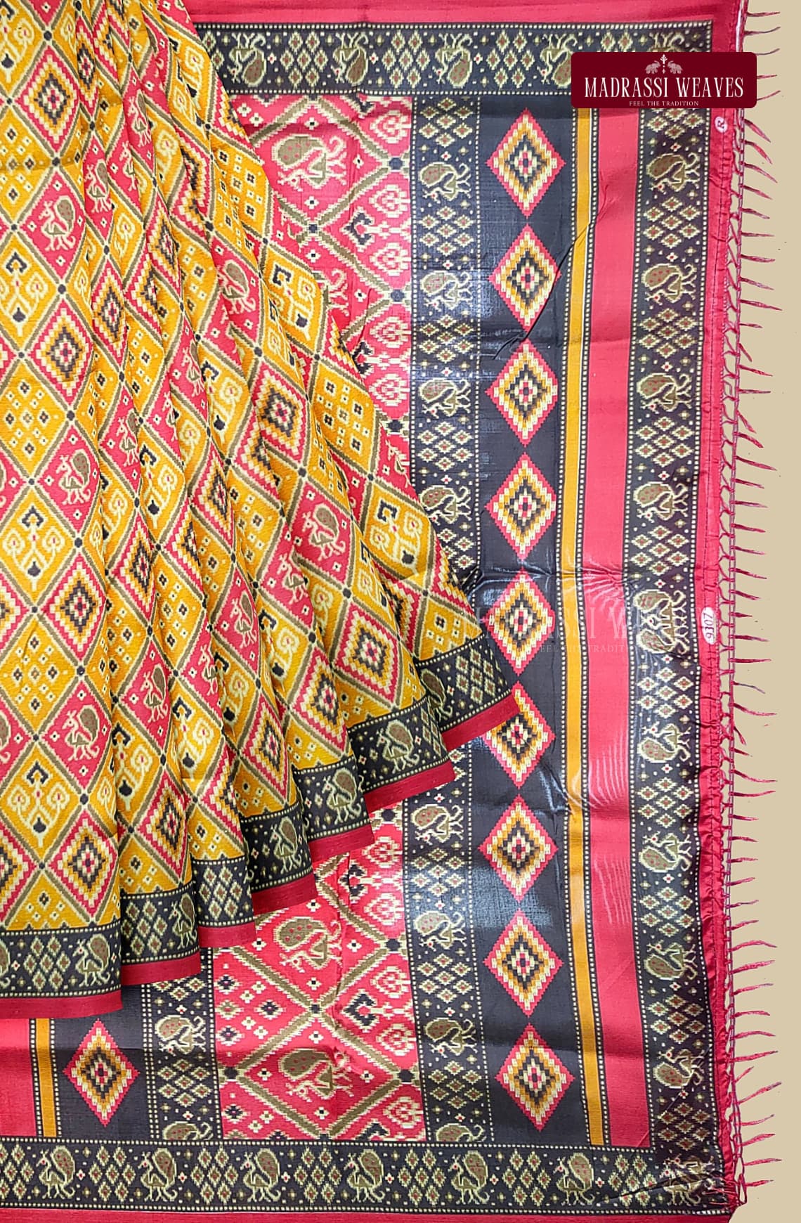 Shangini Art Silk Geometry Saree