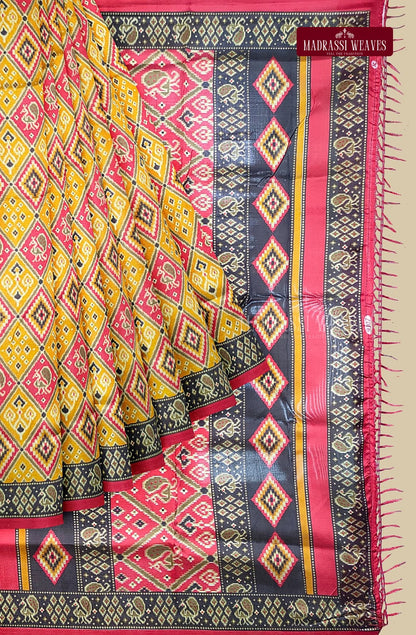 Shangini Art Silk Geometry Saree