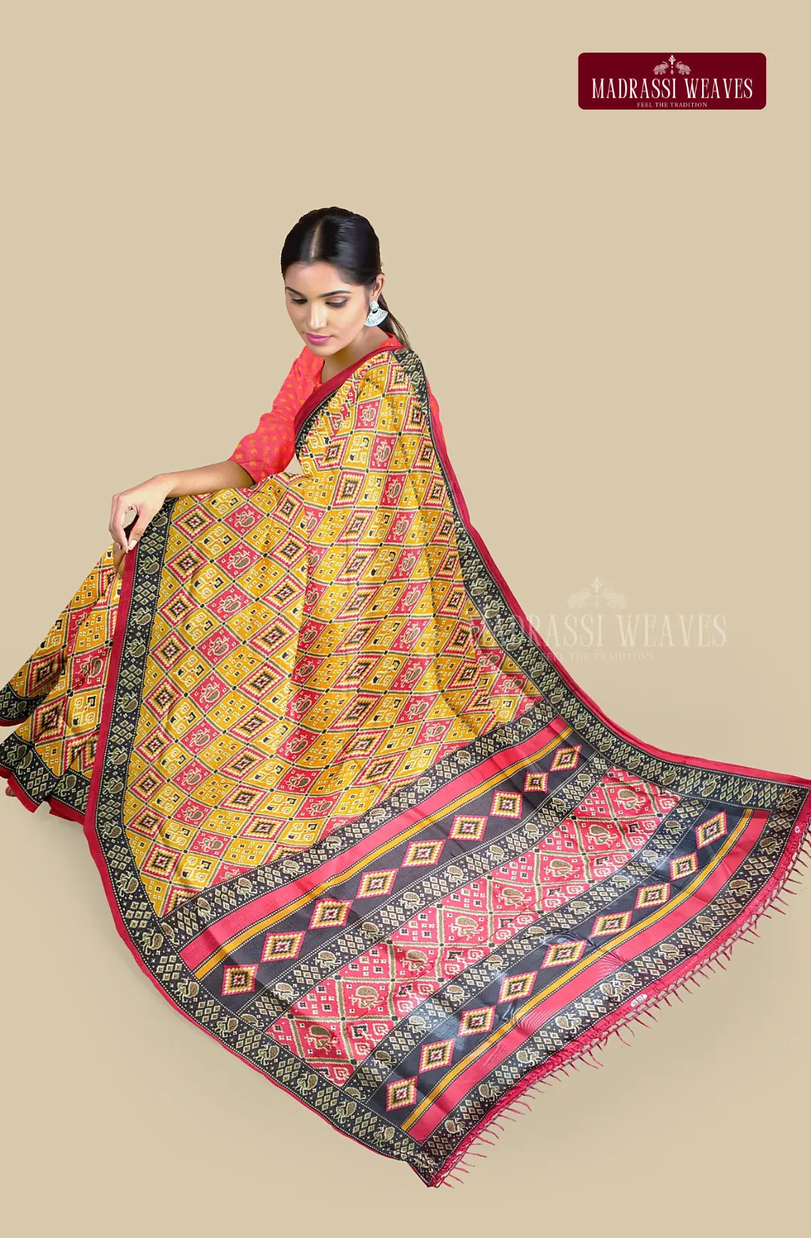 Shangini Art Silk Geometry Saree