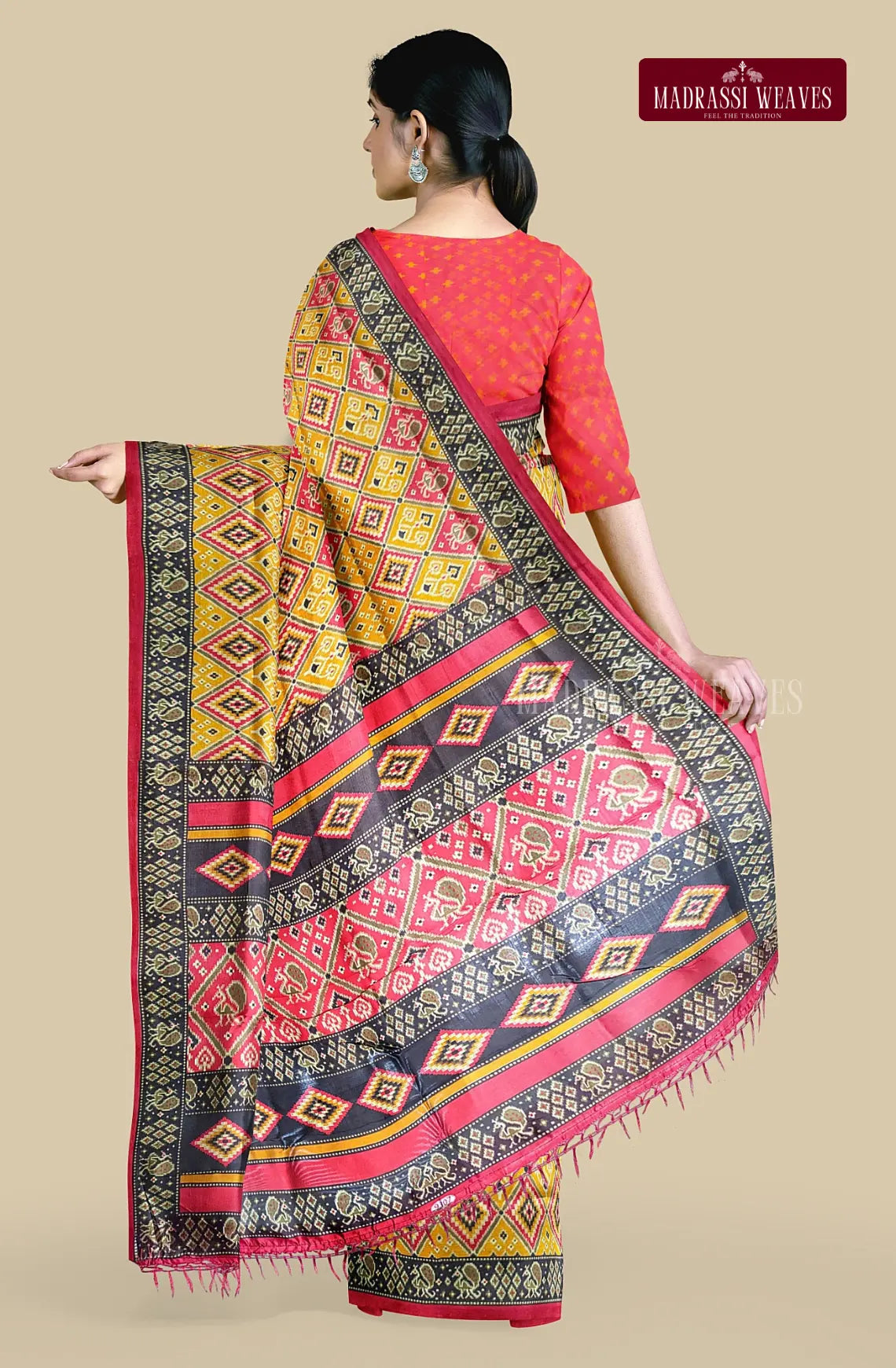 Shangini Art Silk Geometry Saree