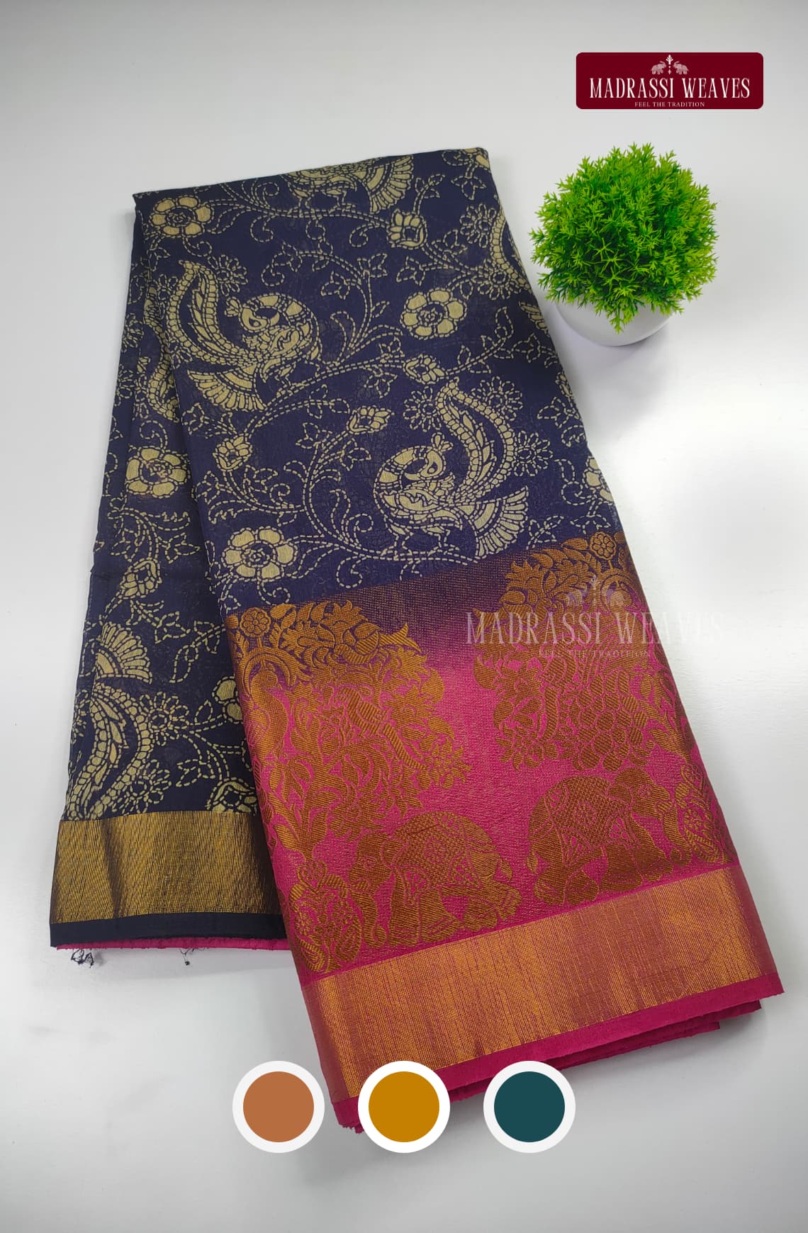 Trendy Floral Print Cotton  Saree
