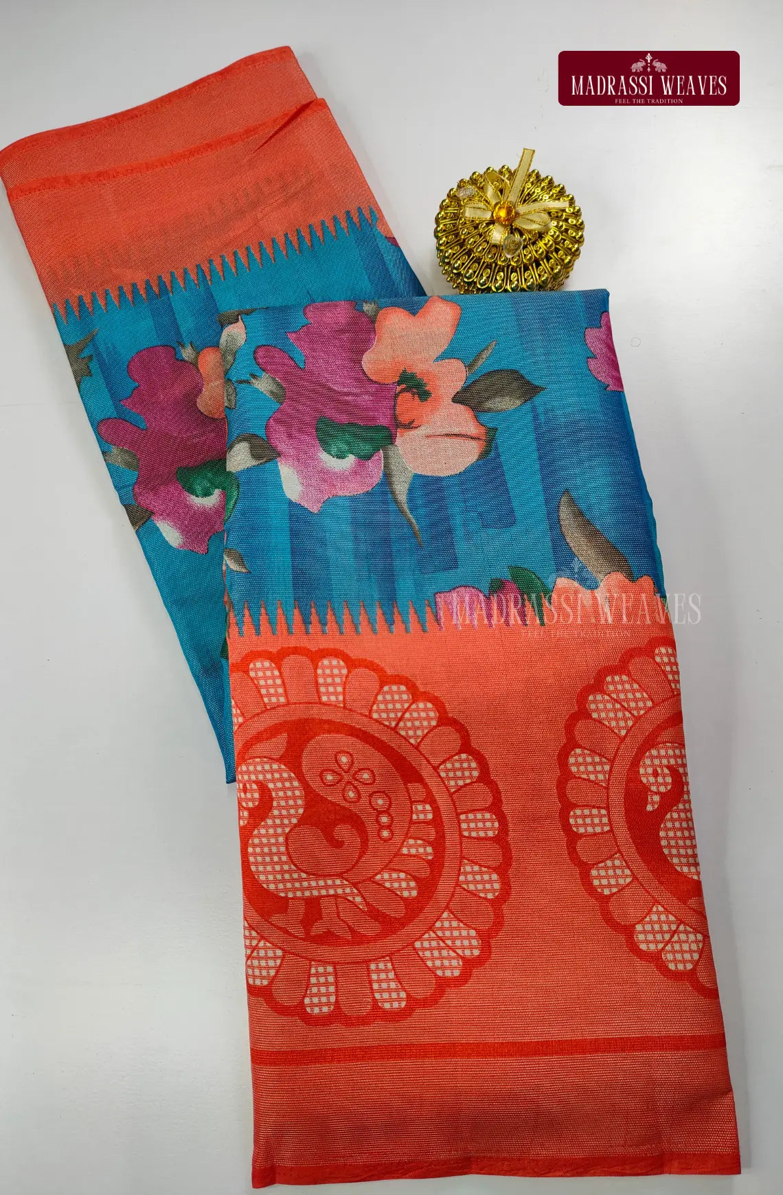 Zari Cross Weave Trendy Saree