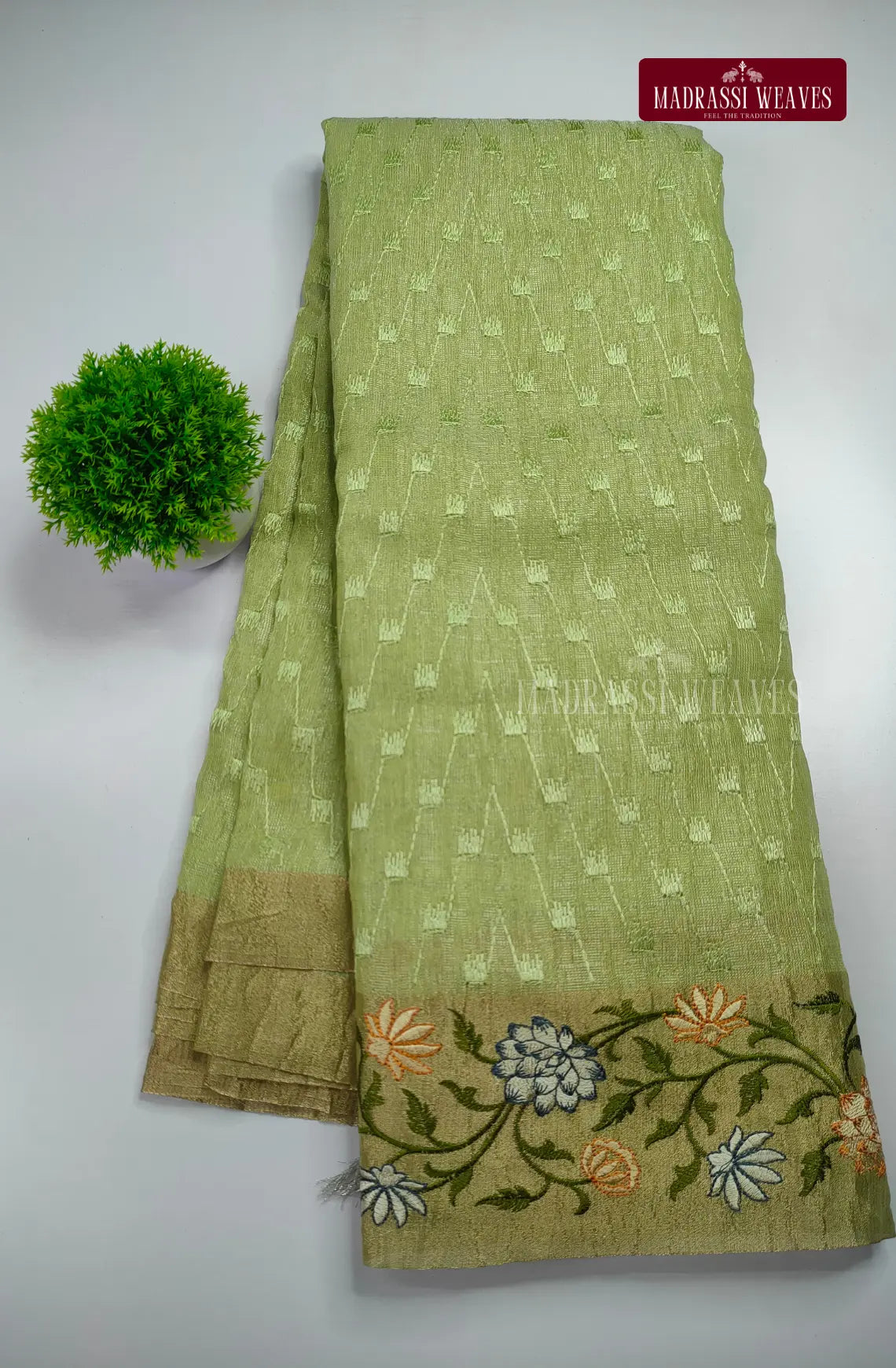 Embroidered Crush Tissue Saree