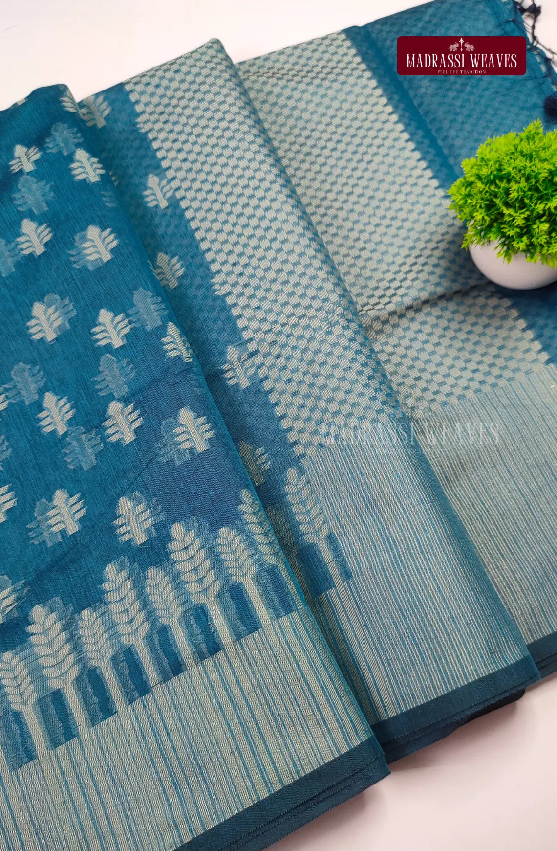 Premium Weightless Jute Cotton Saree