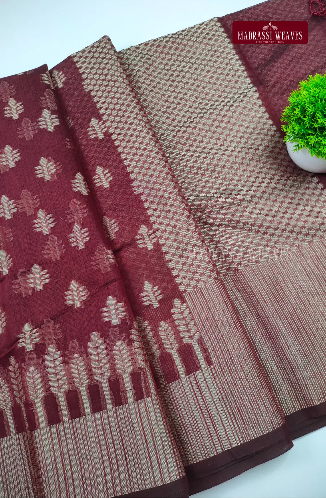 Premium Weightless Jute Cotton Saree